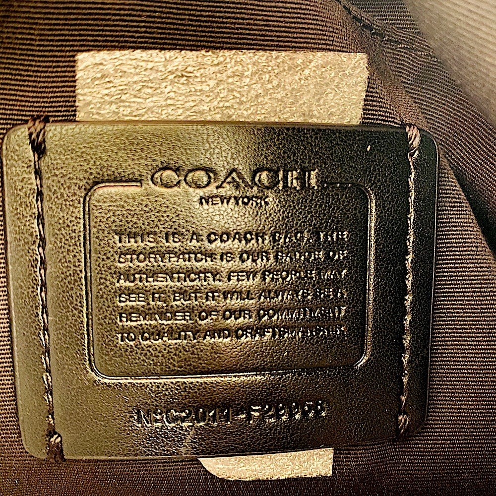 Coach Tote In Signature Jacquard Smoke/Black. - Picture 4 of 9